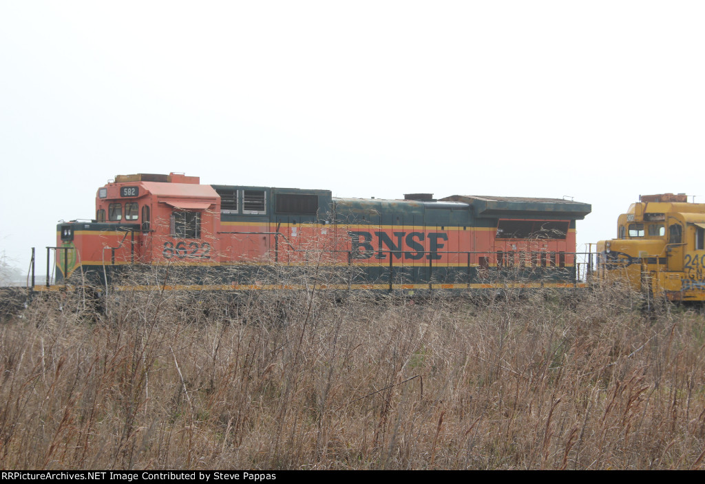 BNSF 582